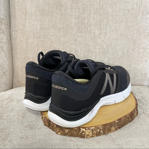 New Balance Women's WX715 Running Shoe - Picture 9 of 13